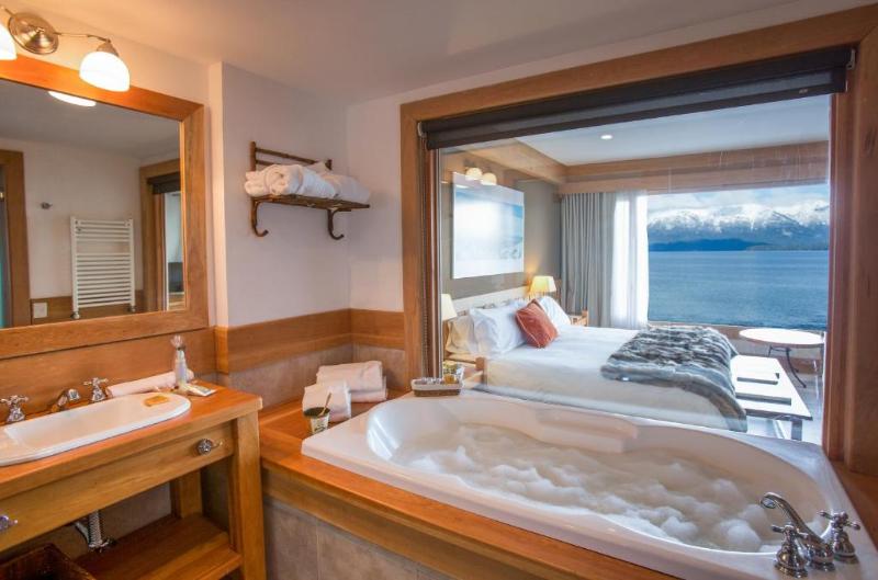 Correntoso Lake & River-30