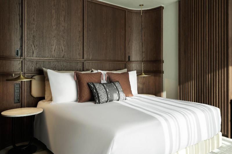 MonAsty Thessaloniki, Autograph Collection-0