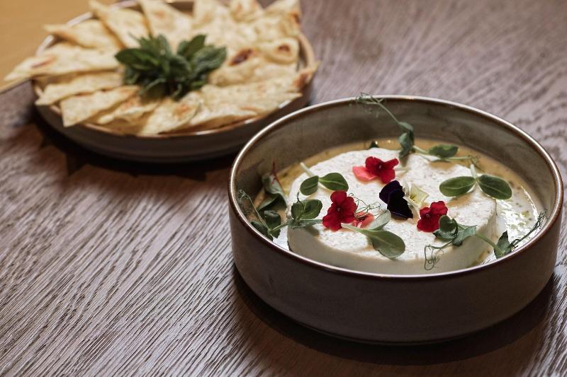 MonAsty Thessaloniki, Autograph Collection-100