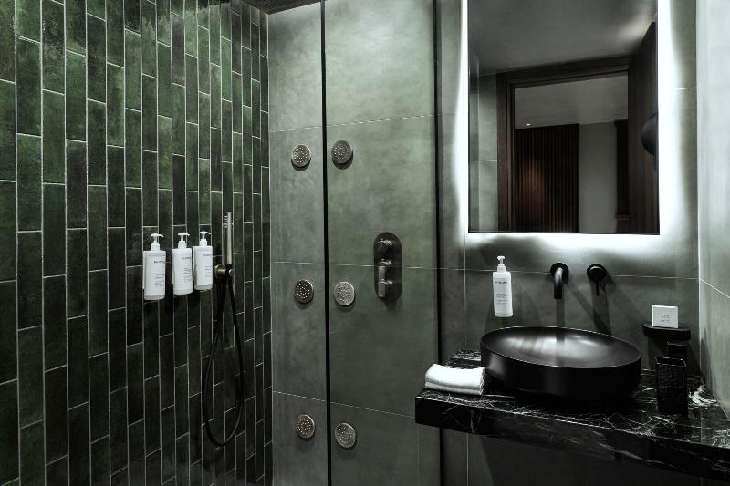 MonAsty Thessaloniki, Autograph Collection-45