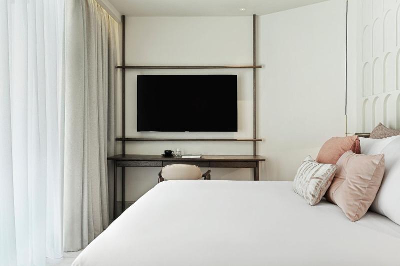 MonAsty Thessaloniki, Autograph Collection-68