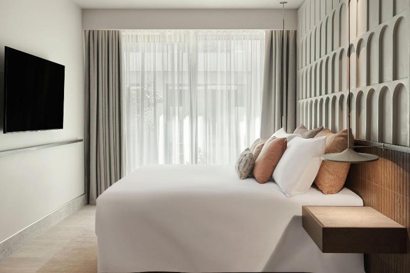 MonAsty Thessaloniki, Autograph Collection-70