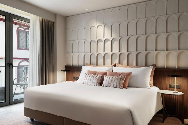 MonAsty Thessaloniki, Autograph Collection-71