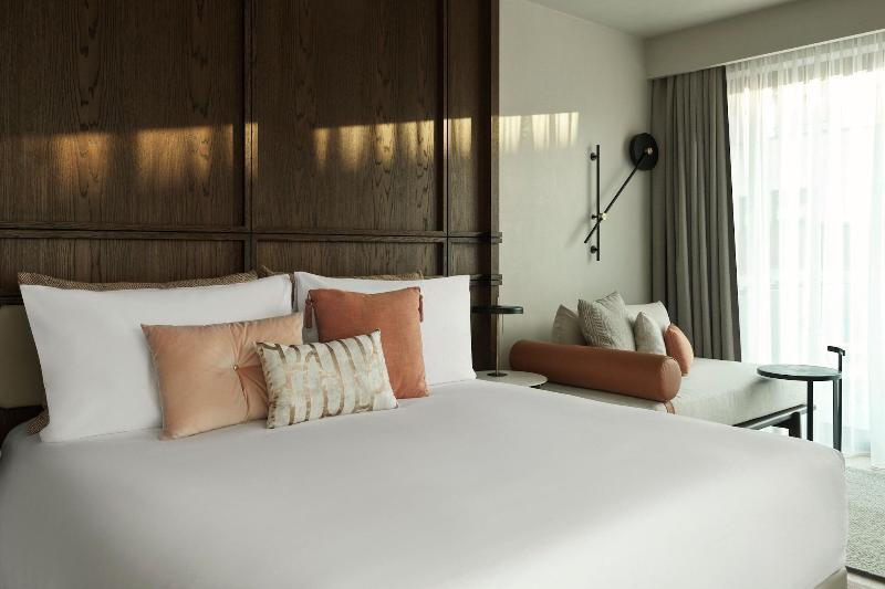 MonAsty Thessaloniki, Autograph Collection-81