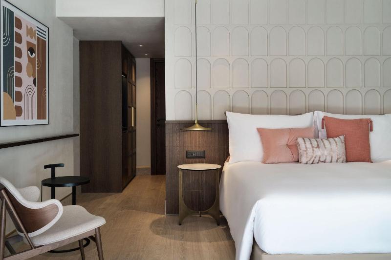 MonAsty Thessaloniki, Autograph Collection-93