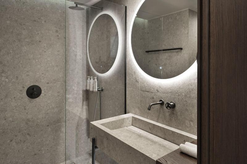 MonAsty Thessaloniki, Autograph Collection-112