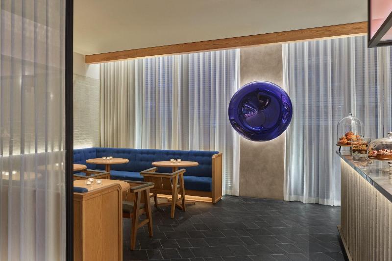 The Reykjavik EDITION-76