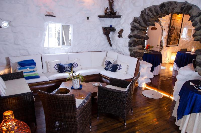 Angermeyer Waterfront Inn-66