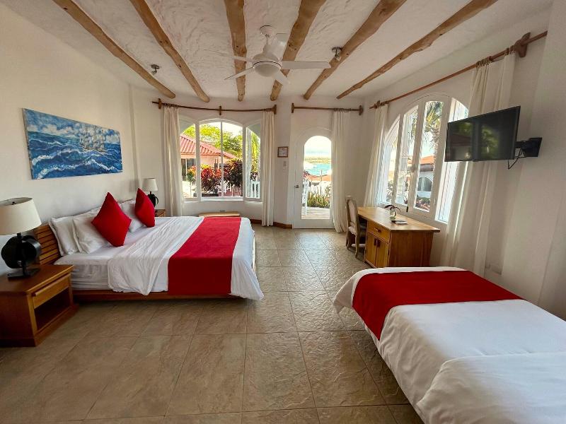 Angermeyer Waterfront Inn-32