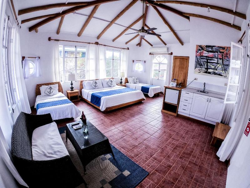 Angermeyer Waterfront Inn-48