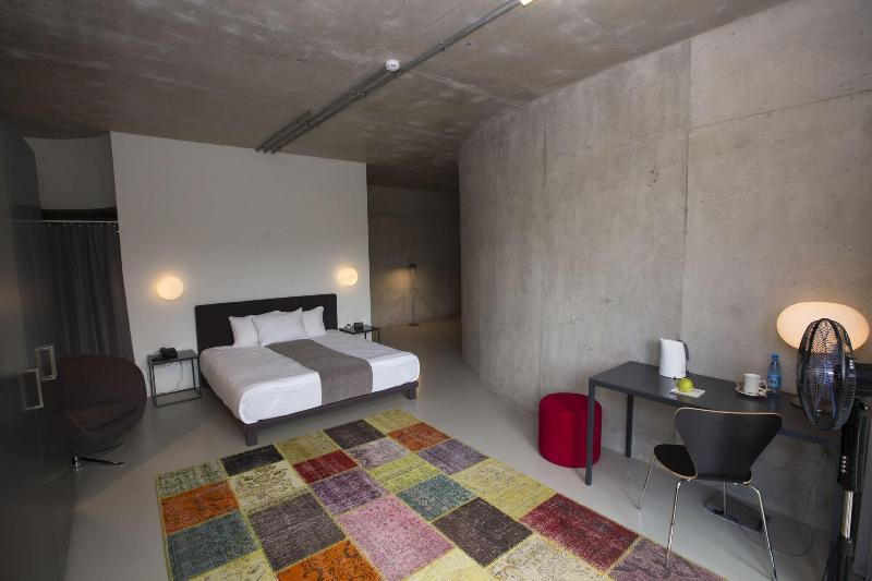 Concept Hotel by COAF-14