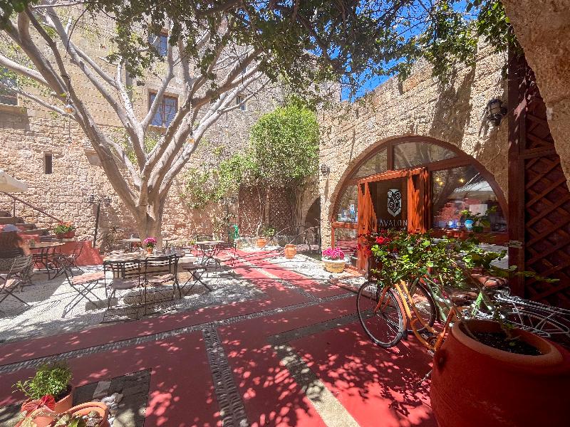 Avalon Boutique Hotel-4