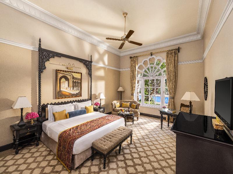 Taj Hari Mahal-12