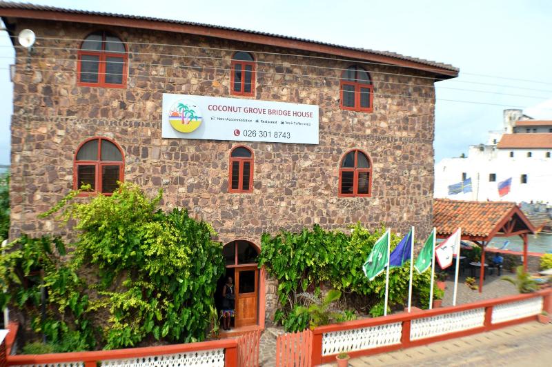 Coconut Grove Bridge House-16