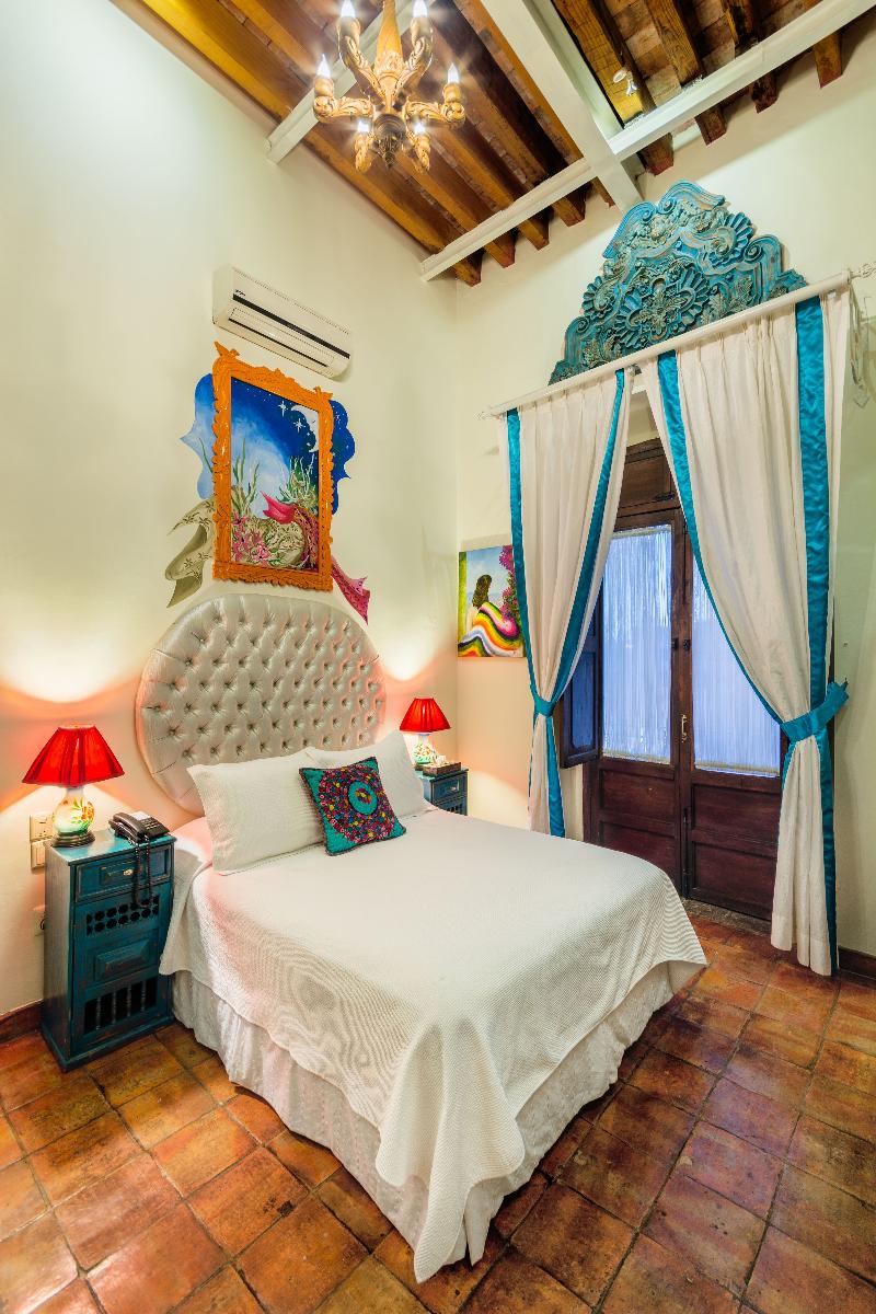 Casa Pedro Loza Petit Hotel-16