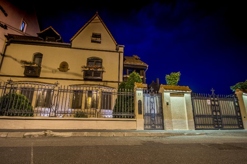 Noblesse Boutique Hotel-1