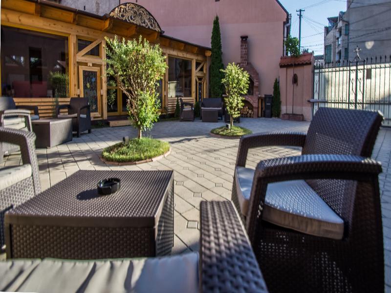Noblesse Boutique Hotel-1