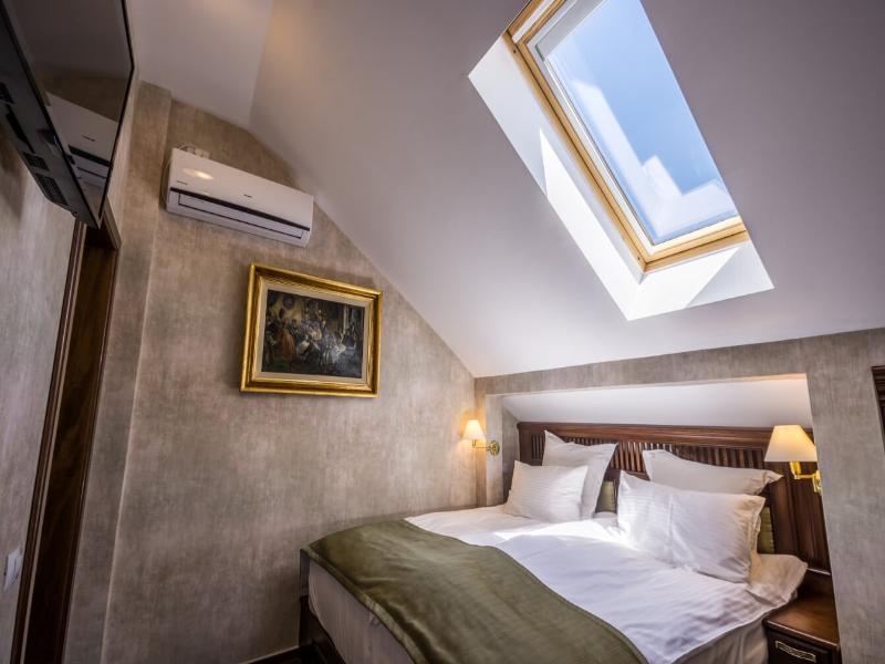 Noblesse Boutique Hotel-14