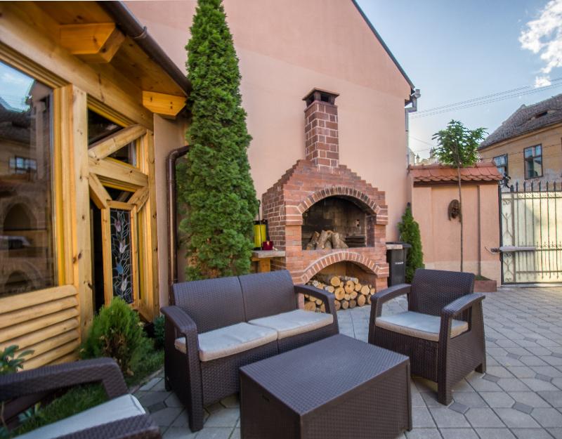 Noblesse Boutique Hotel-25