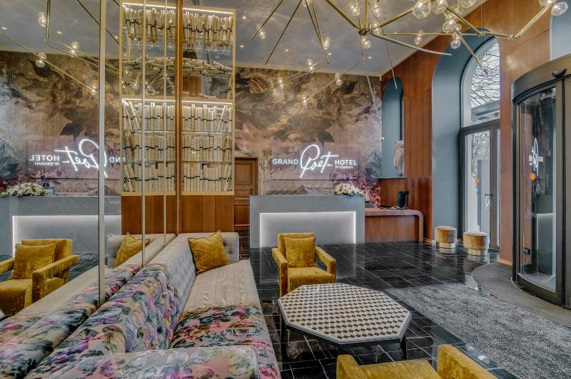 Grand Poet Hotel By Semarah-14