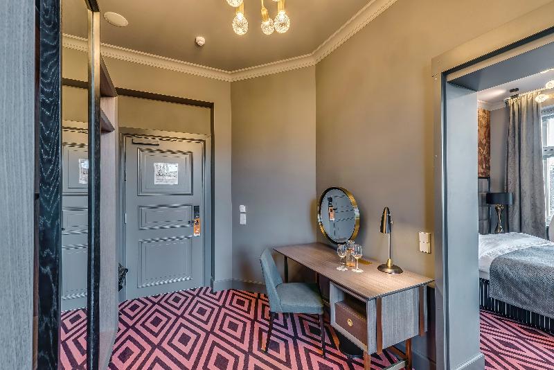 Grand Poet Hotel By Semarah-8