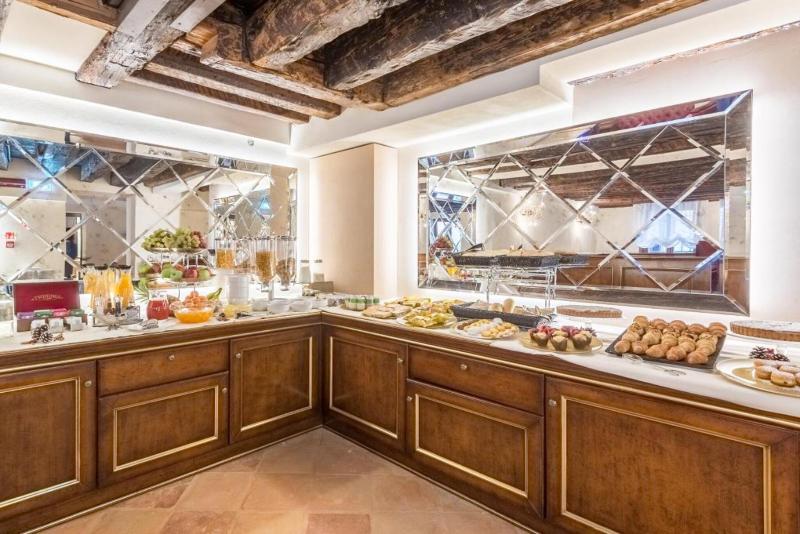 Hotel Nani Mocenigo Palace-13