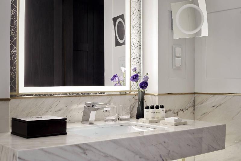 The Alexander, a Luxury Collection Hotel-42