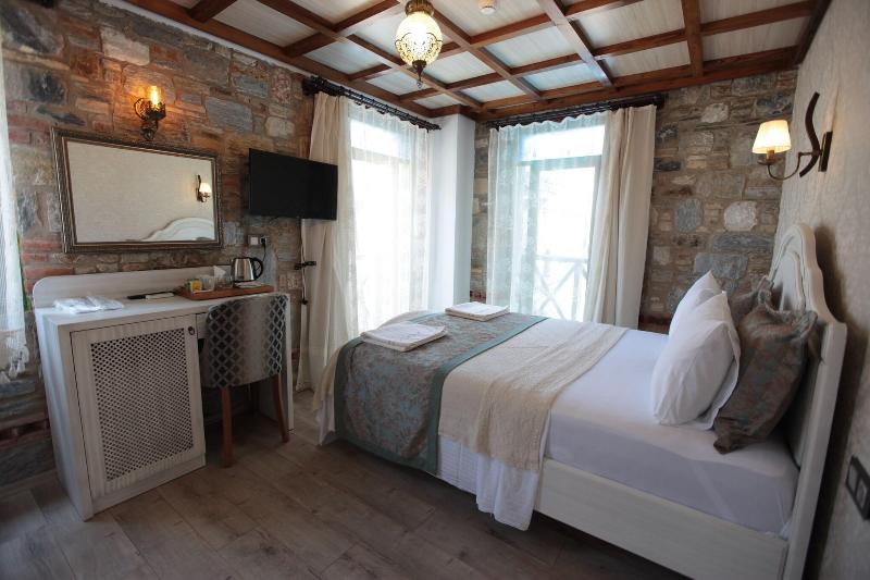 Celsus Boutique Hotel-40