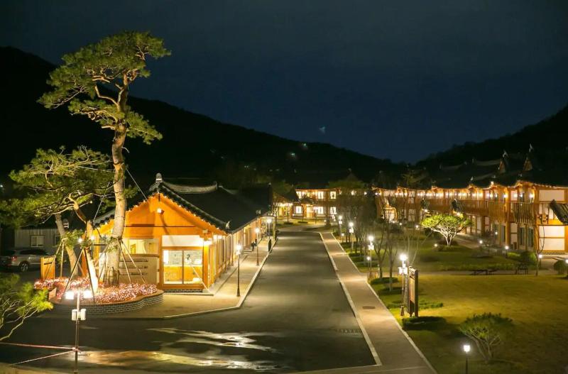 Jeonju Wangyijimil Hanok Hotel-67