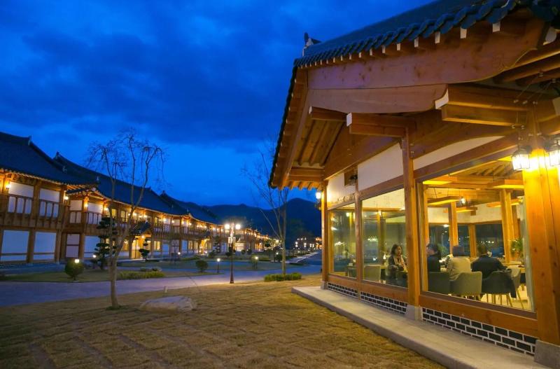 Jeonju Wangyijimil Hanok Hotel-74