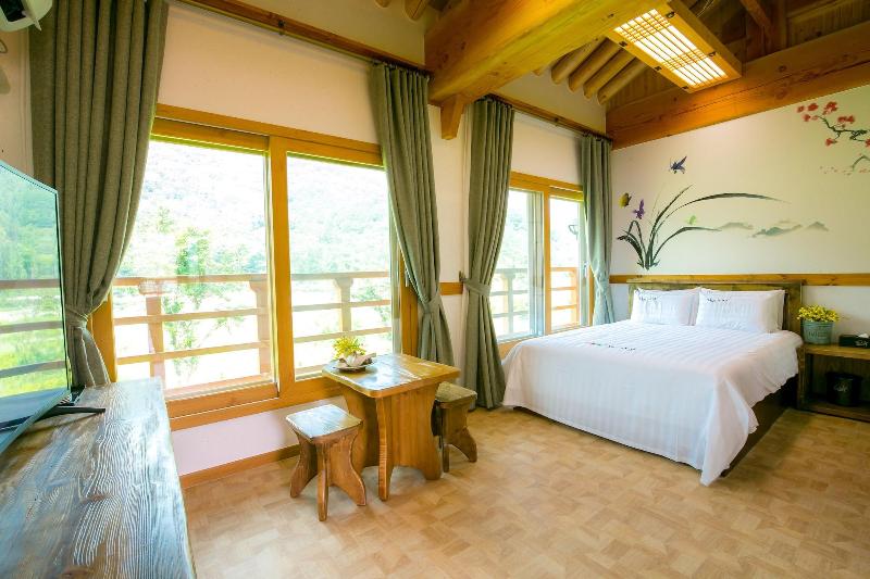 Jeonju Wangyijimil Hanok Hotel-16