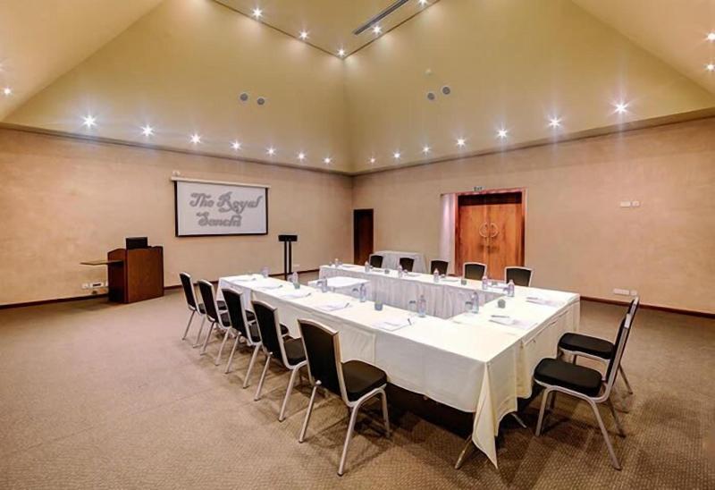 The Royal Senchi-129