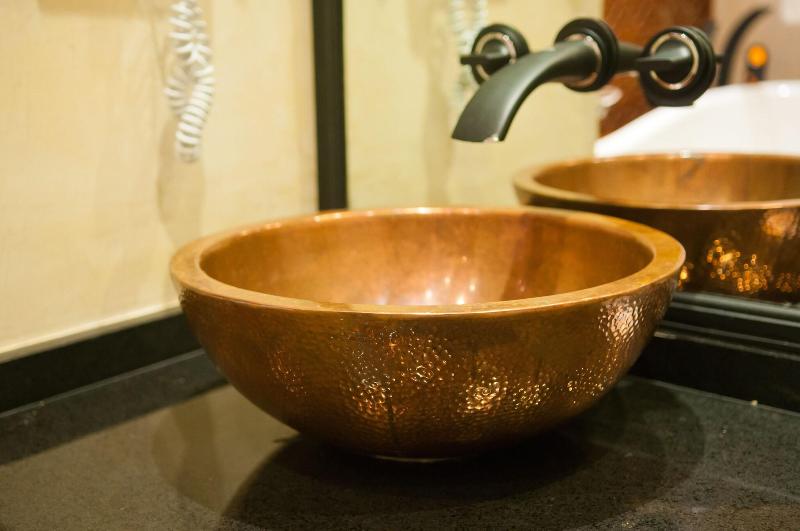 The Royal Senchi-144