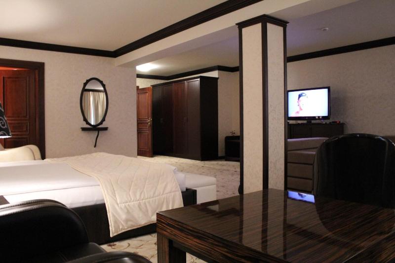 Shiroka Laka Hotel & Spa-13