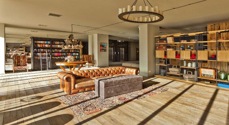 Rooms Hotel Kazbegi-81