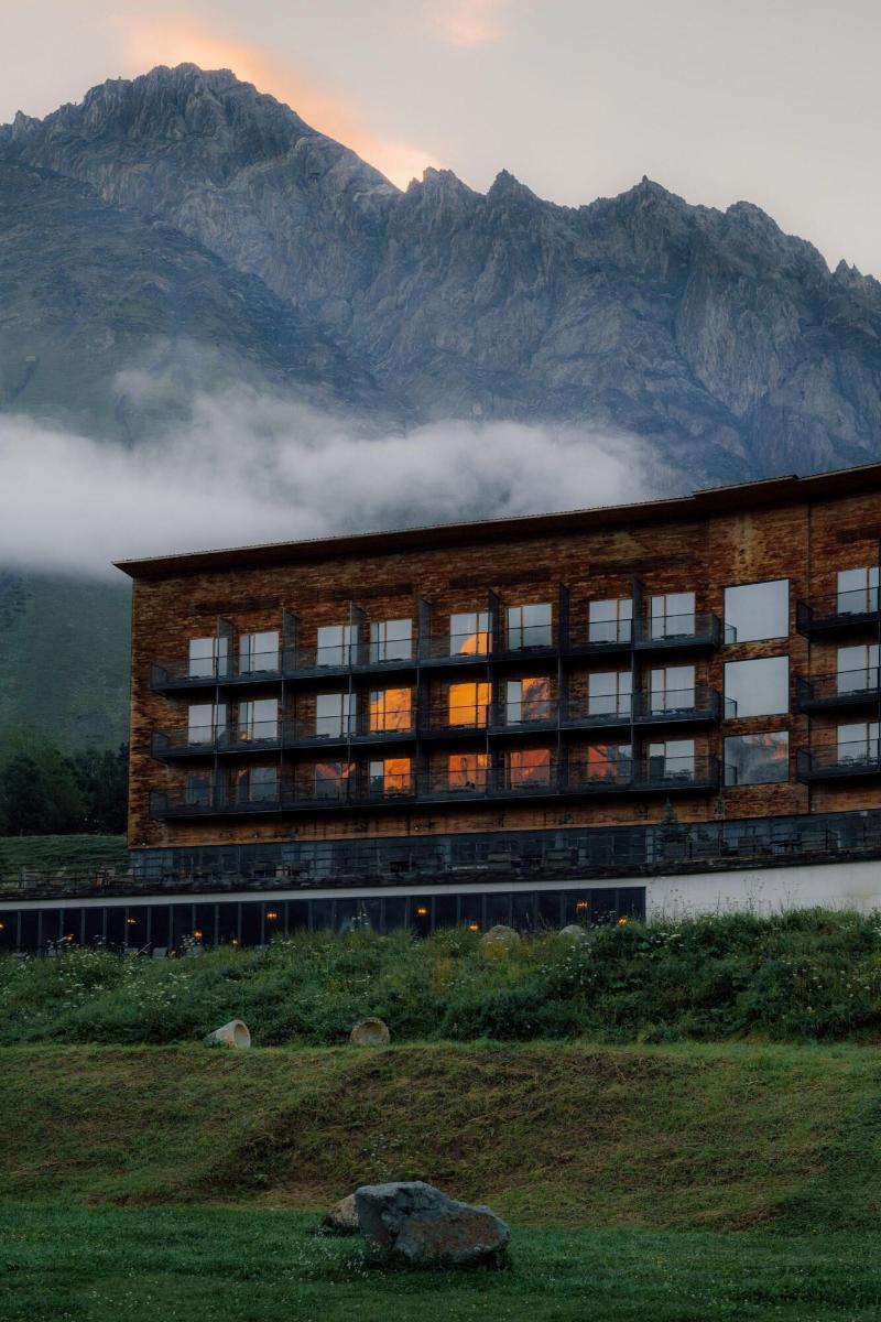 Rooms Hotel Kazbegi-13