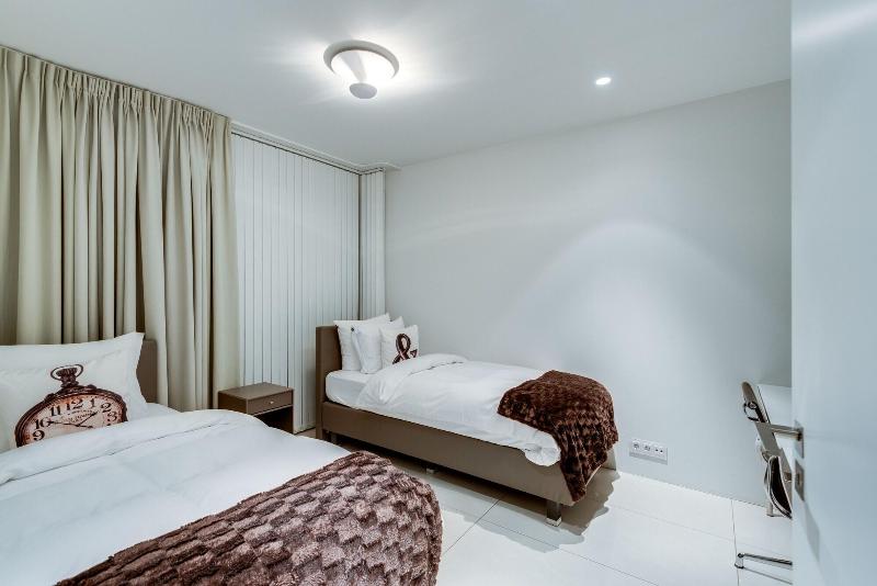 Black Pearl Reykjavik Finest Apartments-10