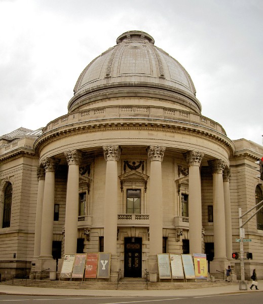 The Bicentennial Memorial Rotunda for men of Yale who died in World War I