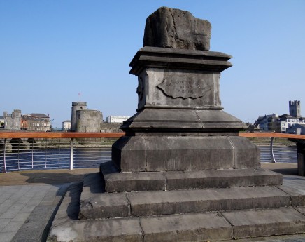 The Treaty was supposedly signed on this stone, now perched on Thomond Bridge